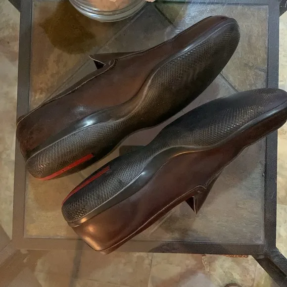 PRADA Línea Rossi Cordovan Driving Loafers