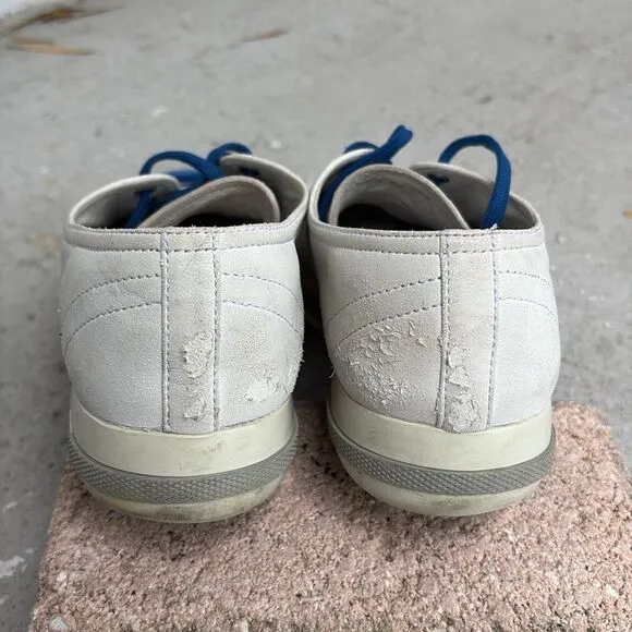 Prada low top leather sneakers