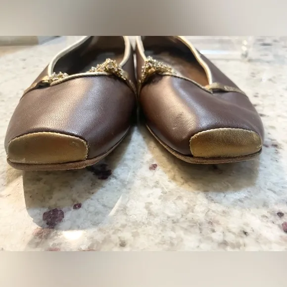 PRATESI ITALY BROWN RHINESTONE EMBELLISHED LEATHER FLATS SIZE 39