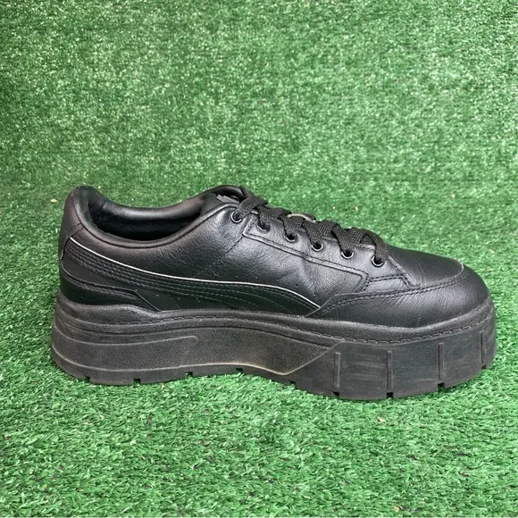 Puma Mayze Platform Womens Size 10 Black Leather Athletic Walking Shoes Sneakers