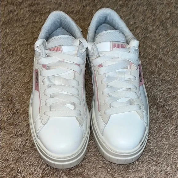 Puma off White and Pink platform Sneakers mayze size 7