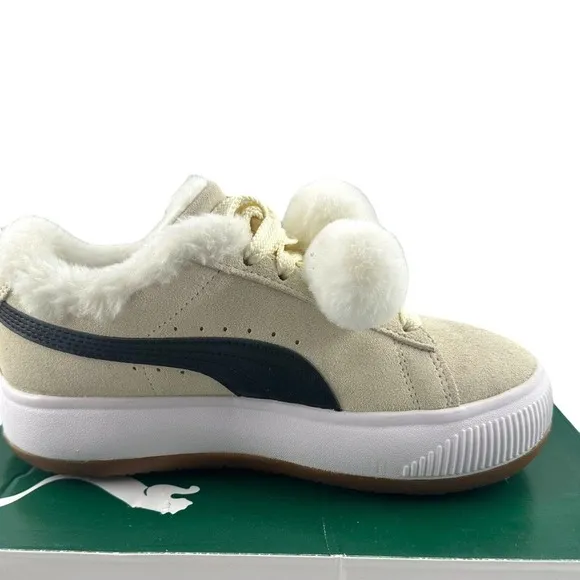 Puma Suede Mayu Faux fur Lined Whisper White Women Casual Platform Sneaker Sz 6