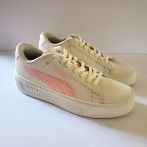PUMA Women's Smash Platform V3 Sneaker Size 10