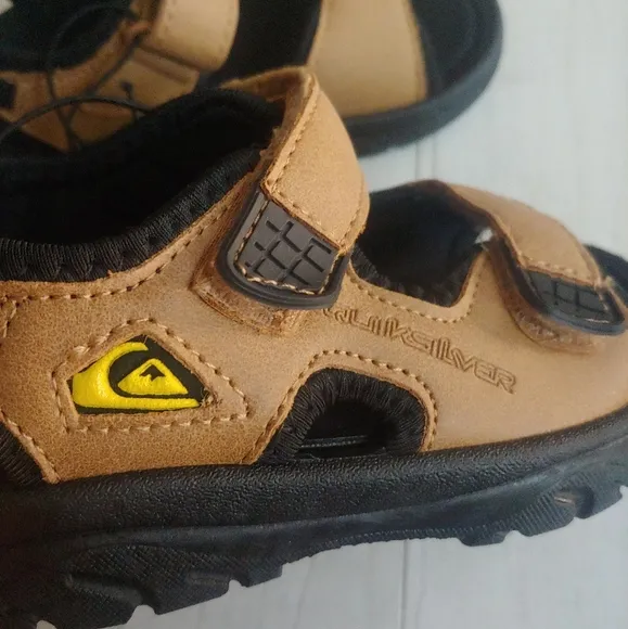 QUIKSILVER NEW Beach CREST Double Strap Sandals