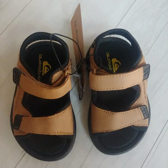QUIKSILVER NEW Beach CREST Double Strap Sandals