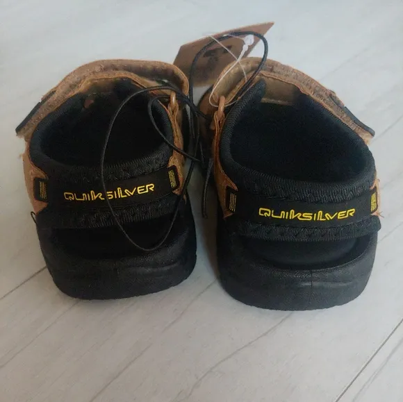 QUIKSILVER NEW Beach CREST Double Strap Sandals
