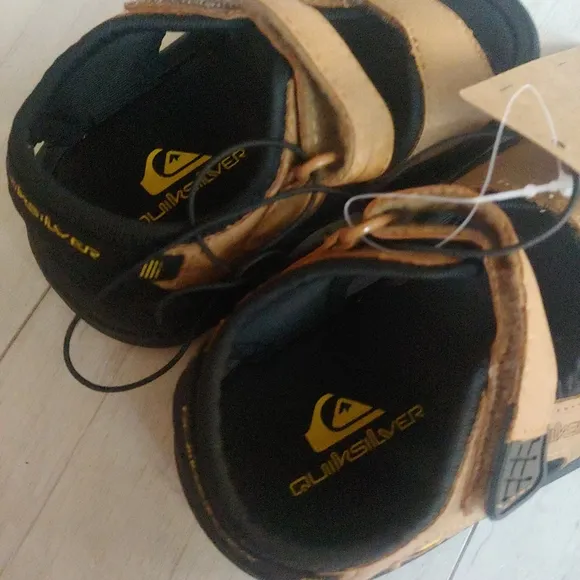 QUIKSILVER NEW Beach CREST Double Strap Sandals