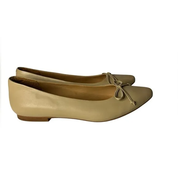 Quince Italian Leather Bow Pointed Women’s Flats Size 10 Color Almond
