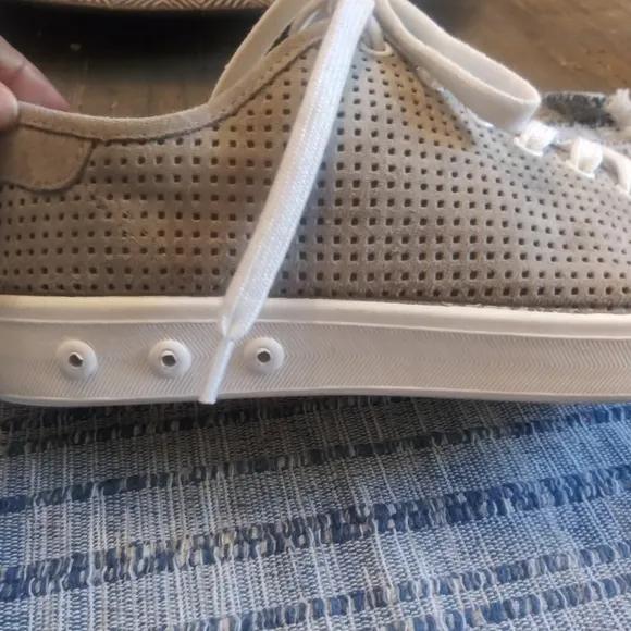 Rag &amp; Bone Gray Suede Low Top Perforated Sneakers Size 38 (7)