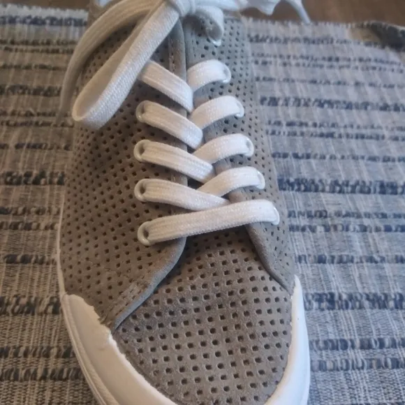 Rag &amp; Bone Gray Suede Low Top Perforated Sneakers Size 38 (7)
