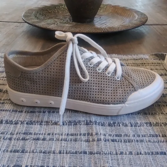Rag &amp; Bone Gray Suede Low Top Perforated Sneakers Size 38 (7)