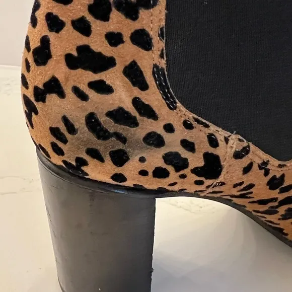 Rag &amp; Bone Leopard Print Suede Chelsea Boots. Size 5.