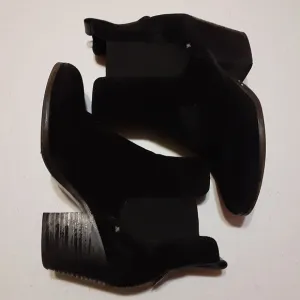 Rag &amp; Bone New York Black Suede Chelsea Ankle Boots
