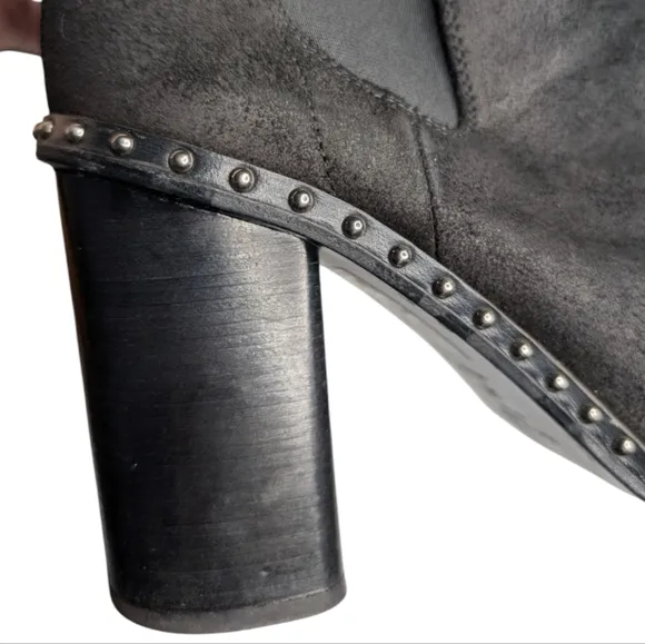 Rag &amp; Bone Romi Waxy Black Leather Chelsea Silver Studded Ankle Boots Size 8