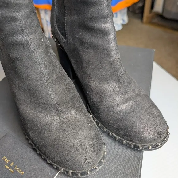 Rag &amp; Bone Romi Waxy Black Leather Chelsea Silver Studded Ankle Boots Size 8