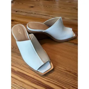 Rag &amp; Bone Santiago Wedge Sandal Sz 38 (US 8) White Leather NWOB Spring Summer