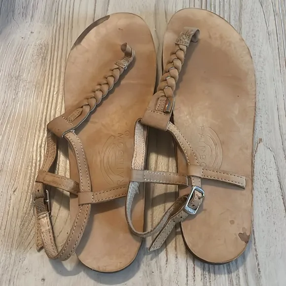 Rainbows women’s braid sandal size large size 7.5 - 8.5