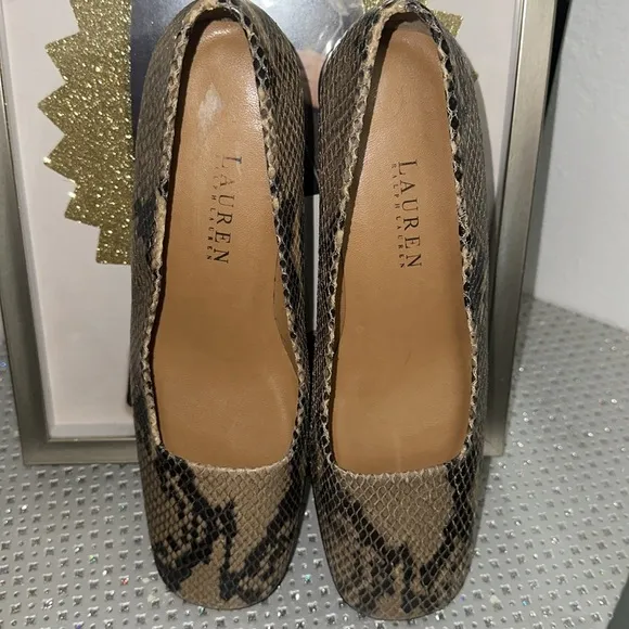 RALPH LAUREN Snakeskin Embossed Leather Square Toe Flats Size 7 NWOB