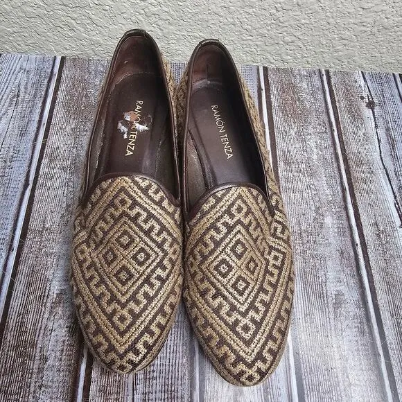 Ramon Tenza Slip-On Flats Size 7 woven tapestry Loafers tan and brown Casual