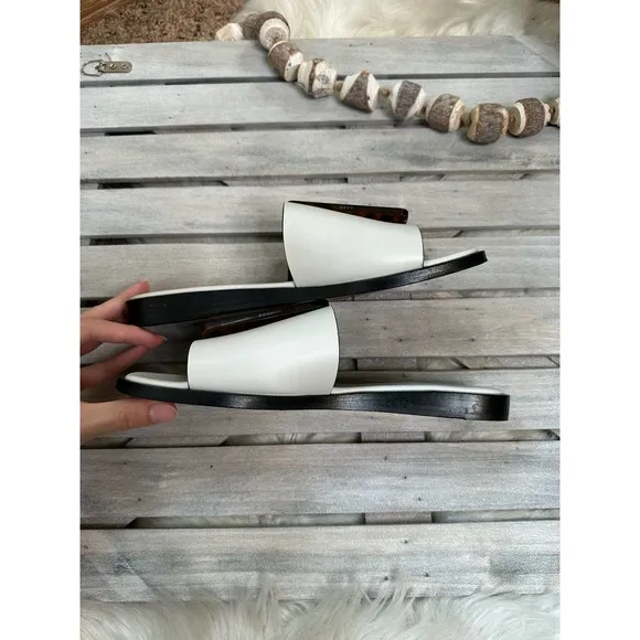 Rare Boyy Tortoise Buckle White Cream Slip On Sandals Slides
