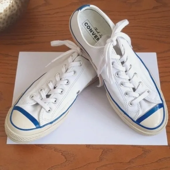 Rare Converse White Soft Leather Low Top Chuck Taylor Sneakers Blue Trim 8