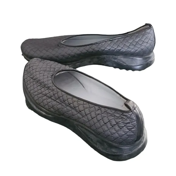 RARE Cynthia Rowley Quilted Flats 42 11 Sneakers Gray