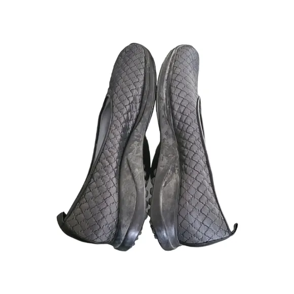 RARE Cynthia Rowley Quilted Flats 42 11 Sneakers Gray