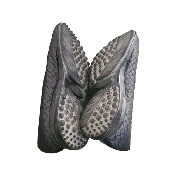 RARE Cynthia Rowley Quilted Flats 42 11 Sneakers Gray