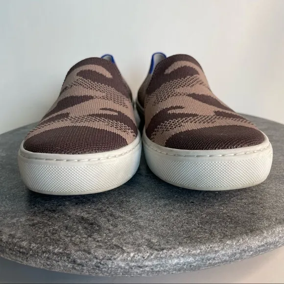 RARE Rothys Retired Taupe Camo Sneakers Loafers Shoes