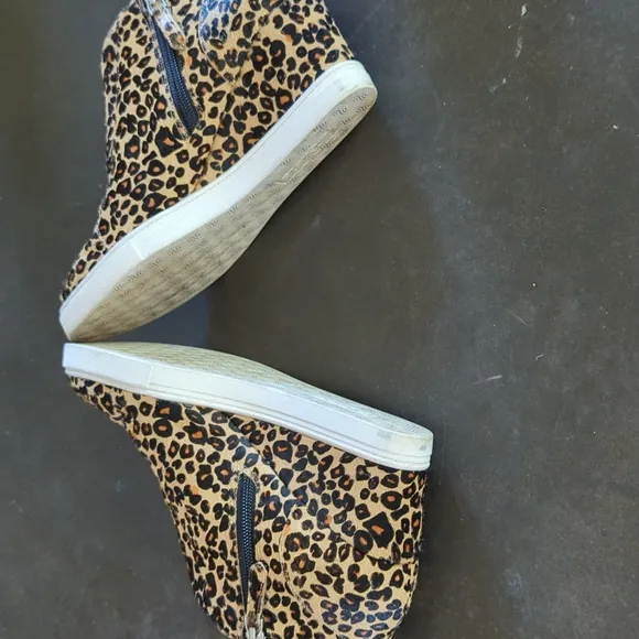 Real Fur Linea Paolo Felicia III Leopard Zip-Up Leather Platform Bootie Sneakers