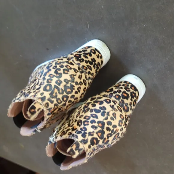 Real Fur Linea Paolo Felicia III Leopard Zip-Up Leather Platform Bootie Sneakers