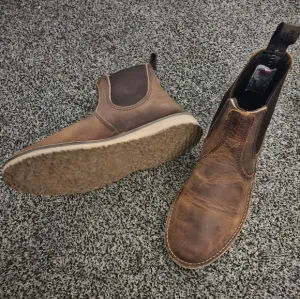 Red Wing Weekender Chelsea Boots, Size 7