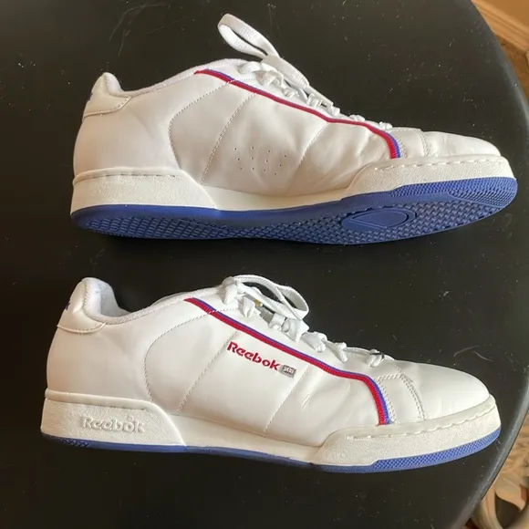 Reebok white vintage low top leather sneakers size 12