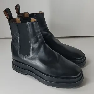 Reike Nen Platform Chelsea Boots in Black