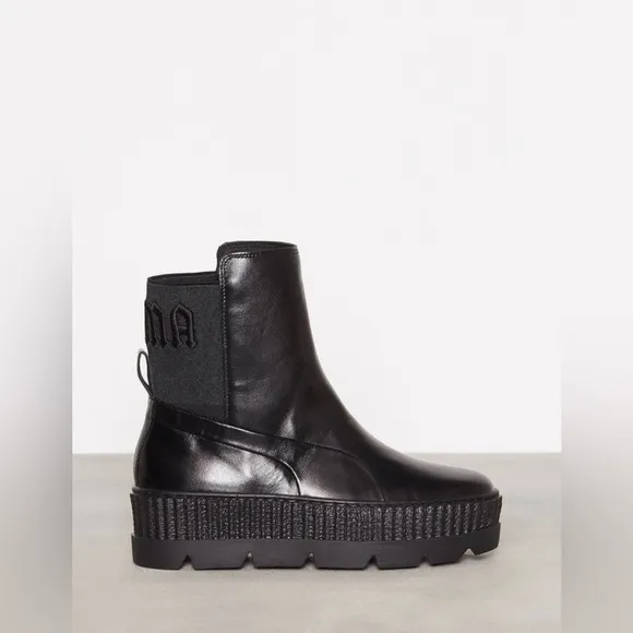 Rihanna FENTY PUMA Chelsea Sneaker Boots in Triple Black, Size 5.5