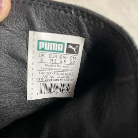 Rihanna FENTY PUMA Chelsea Sneaker Boots in Triple Black, Size 5.5