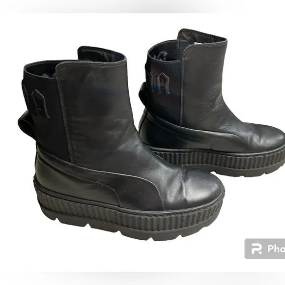 Rihanna FENTY PUMA Chelsea Sneaker Boots in Triple Black, Size 5.5