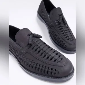 River Island woven tassle leather loafer black- Size US 9/UK 8
