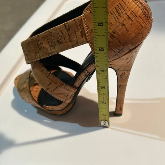 Rock &amp; Republic strap stilettos pump heels sandals natural glaze cork size 6