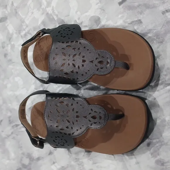 Rockport Womens Ridge Circle Pewter T-Strap Sandals Size 9.5 Pewter