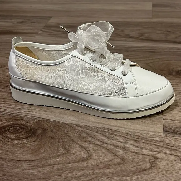 Ron White Novalee Lace Panel Lace Up Sneakers