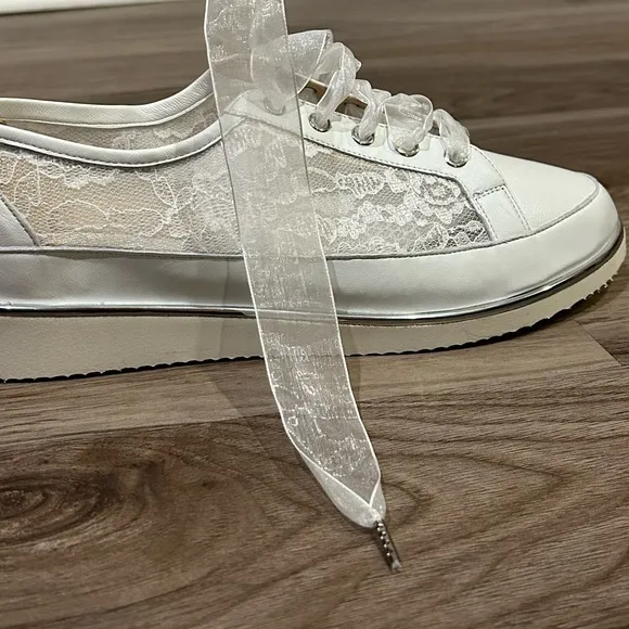 Ron White Novalee Lace Panel Lace Up Sneakers