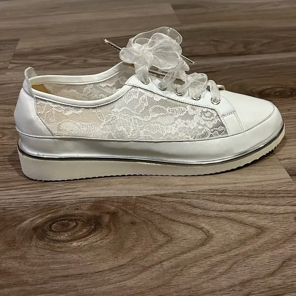 Ron White Novalee Lace Panel Lace Up Sneakers