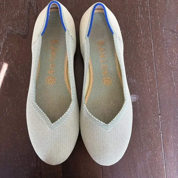 Rothy’s‎ Almond Toe Mint Green Flats Size 9