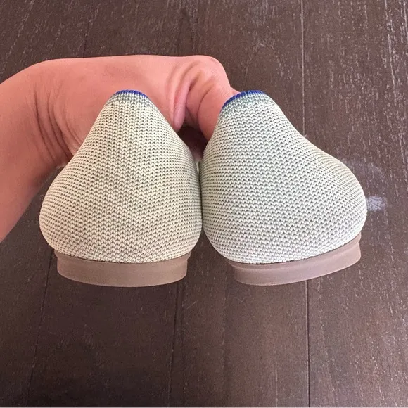 Rothy’s‎ Almond Toe Mint Green Flats Size 9