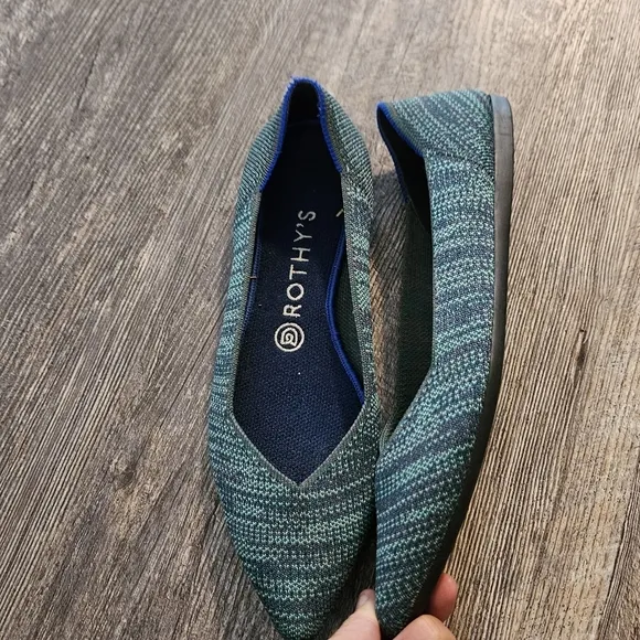Rothy's aqua rare pointed flats