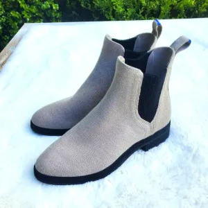 Rothys Beige Chelsea Boots Size 8.5M