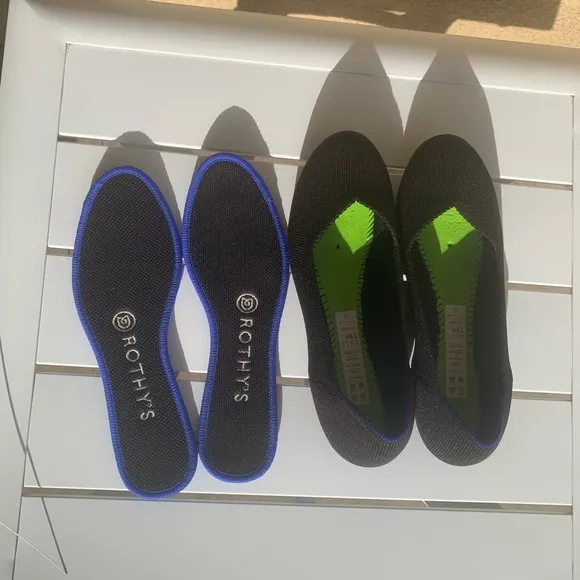 Rothy’s black round toe flats size 6.5