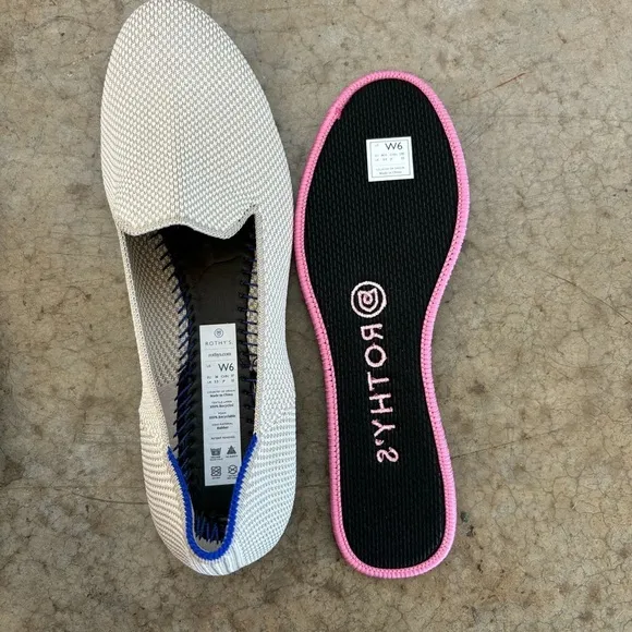 Rothy’s Cream Rounded Toe Flats Size 6