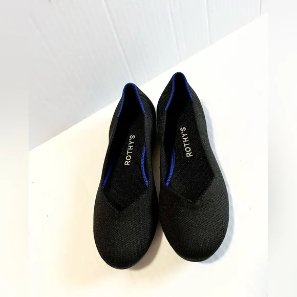 Rothy’s NWOT Round Toe Flats size 6 Black